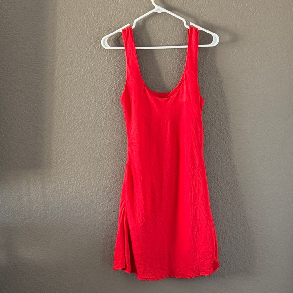 Simple Red Shift Dress - Picture 2 of 5